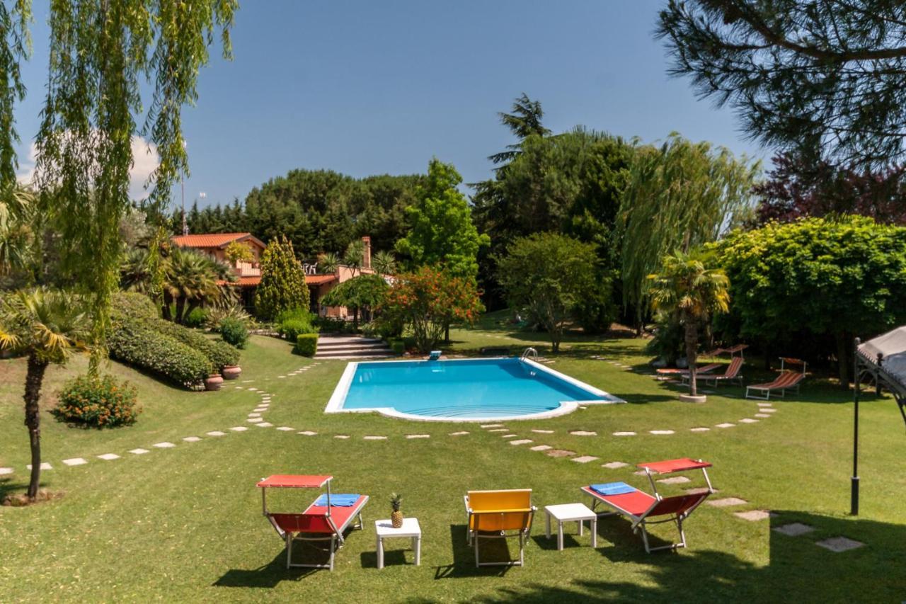 Relais Villaggio Azzurro Ρώμη Εξωτερικό φωτογραφία