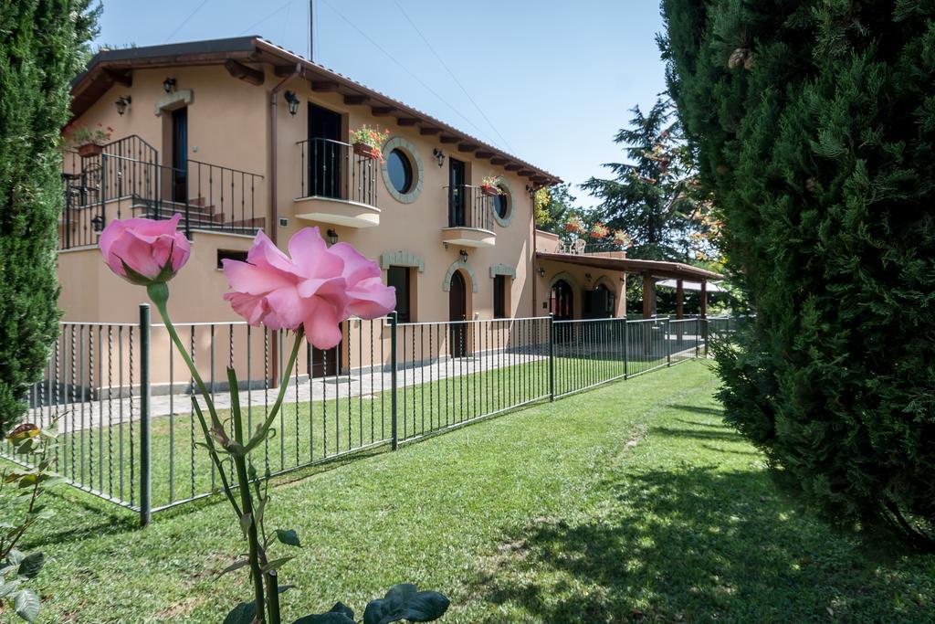 Relais Villaggio Azzurro Ρώμη Εξωτερικό φωτογραφία